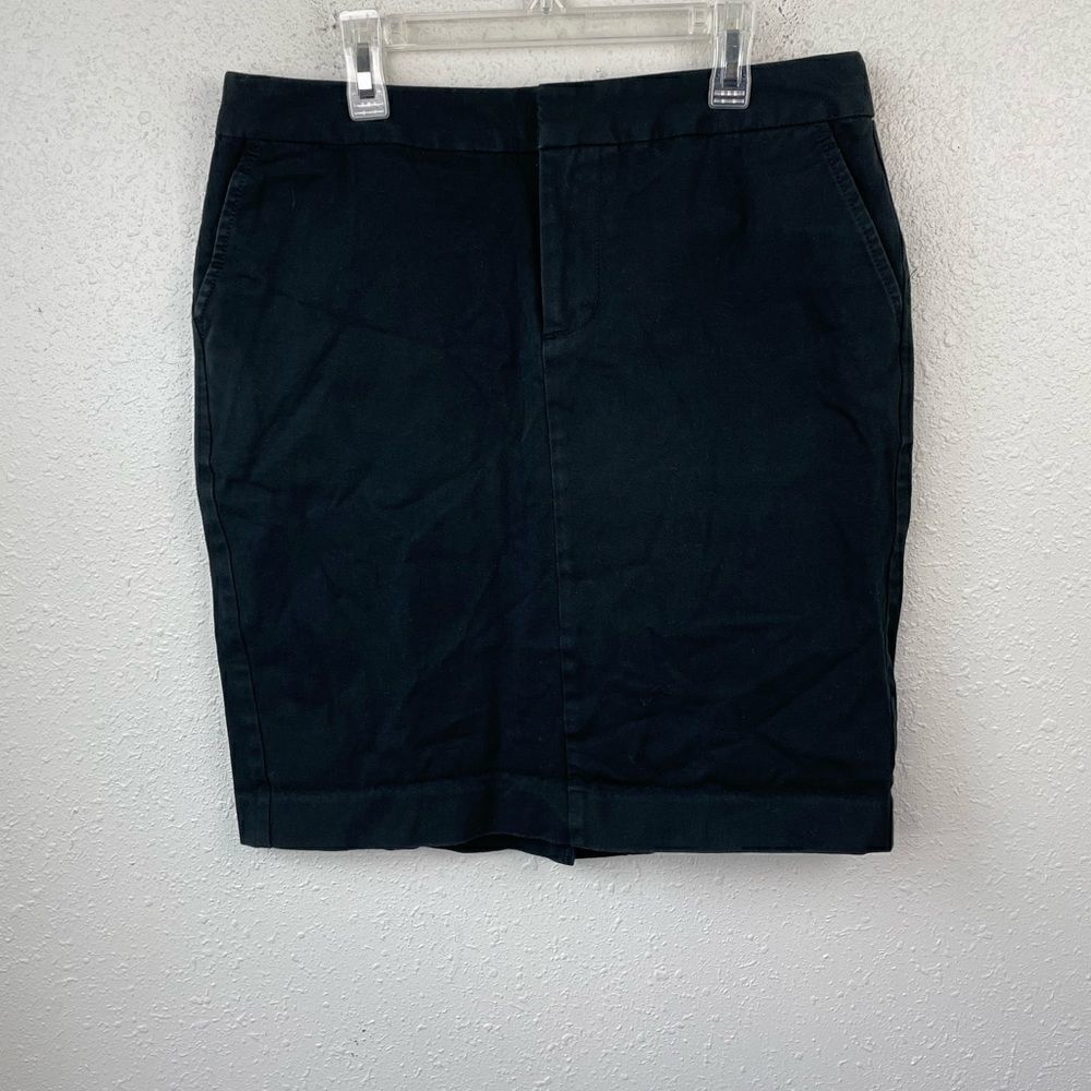 GAP Black Mini Skirt Size 8 EUC